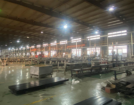 Automatic Feeding Weighing Mixing Compounding System For PE Wood Plastic Extrusion