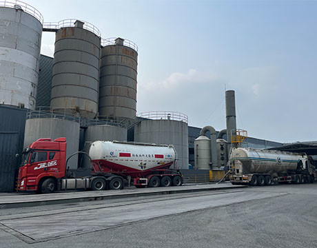 Automatic PVC Dosing &amp; Mixing System Material Transfer System